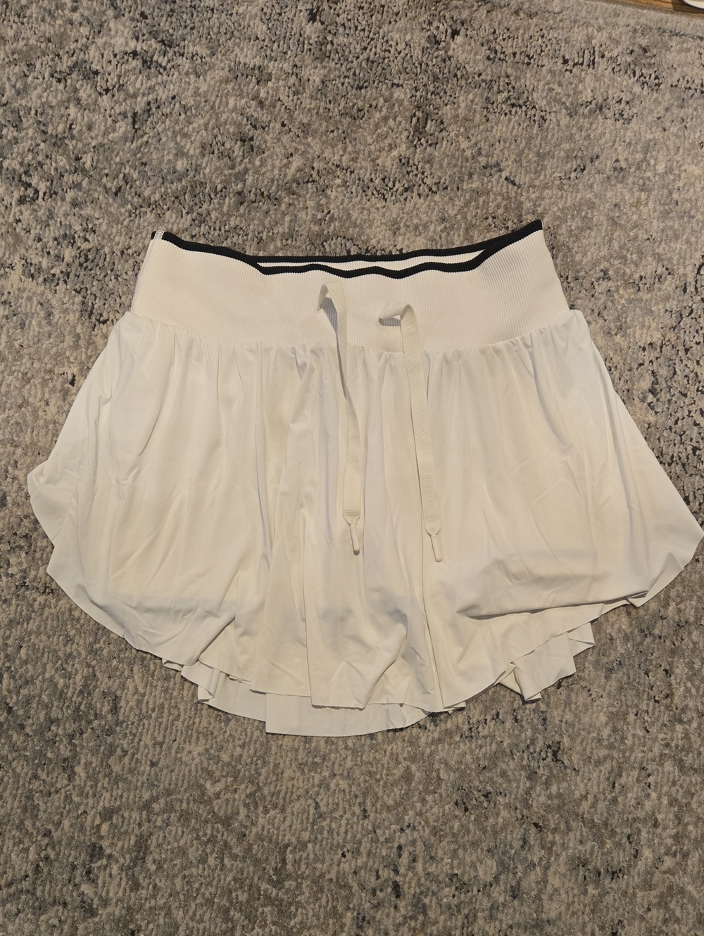 Women’s White Athletic Skirt with Drawstring Waist